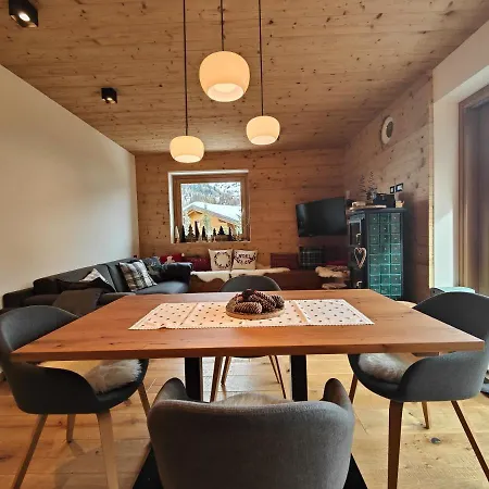 Service Apartment *