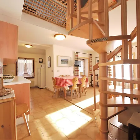 Service Apartment *