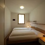 Service Apartment *